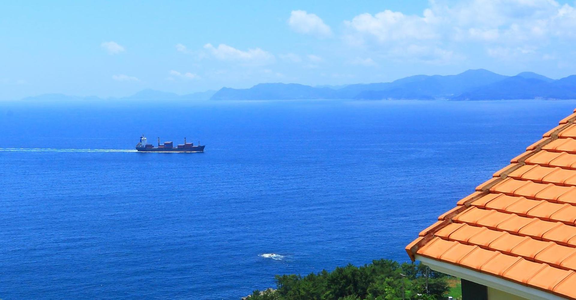 Villa Montmartre à Namhae Extérieur photo