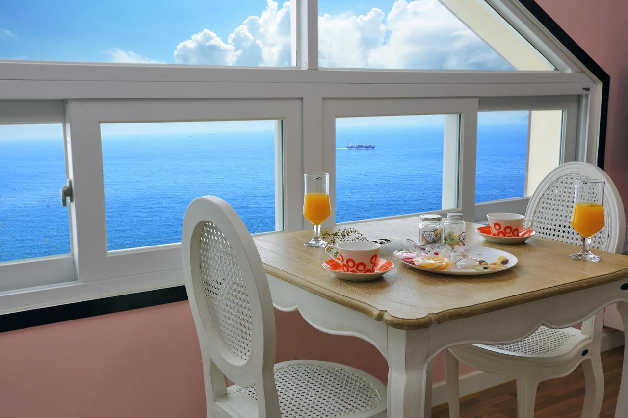 Villa Montmartre à Namhae Extérieur photo